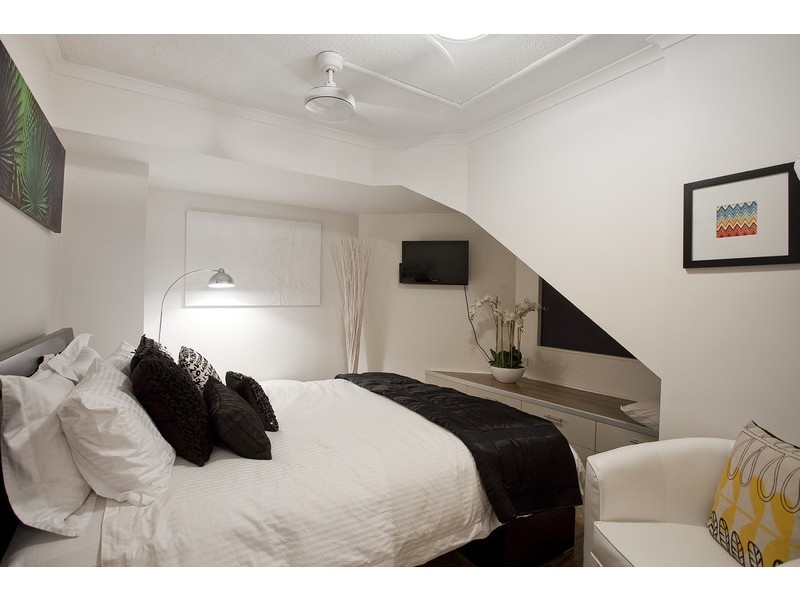 327/150 Mountjoy Parade, Lorne VIC 3232