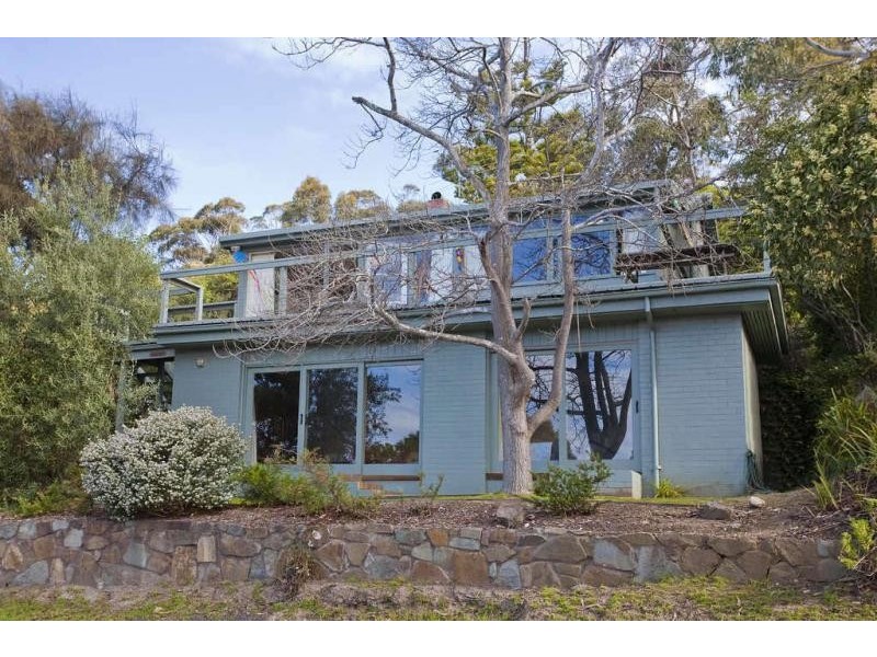 62 Charles Street, Lorne VIC 3232