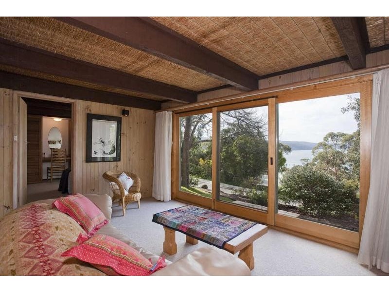 62 Charles Street, Lorne VIC 3232