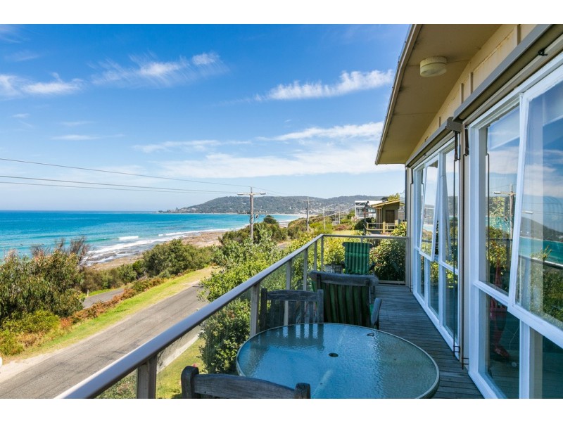 57 Hall Street, Lorne VIC 3232