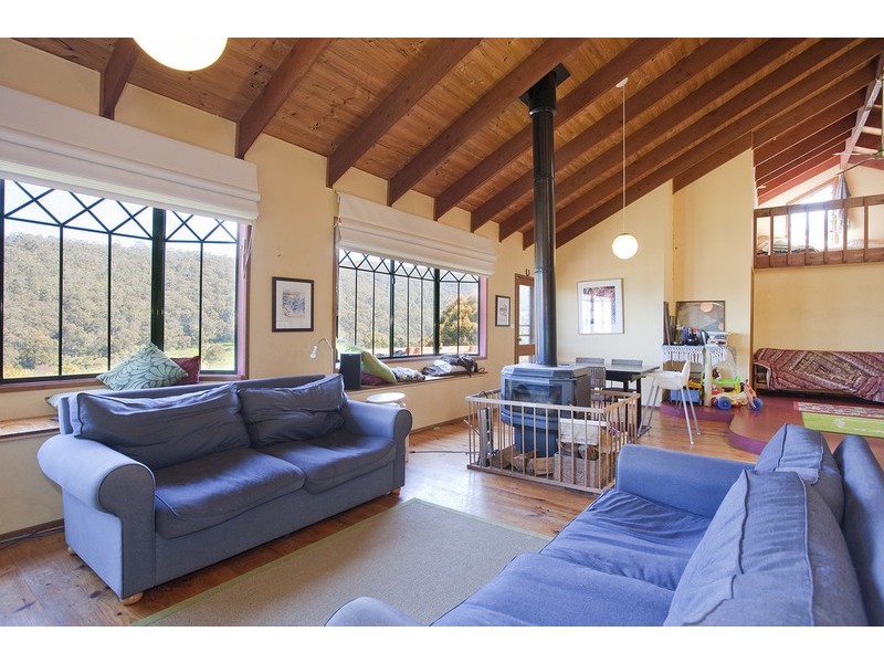 10 Riverside Drive, Wye River VIC 3221