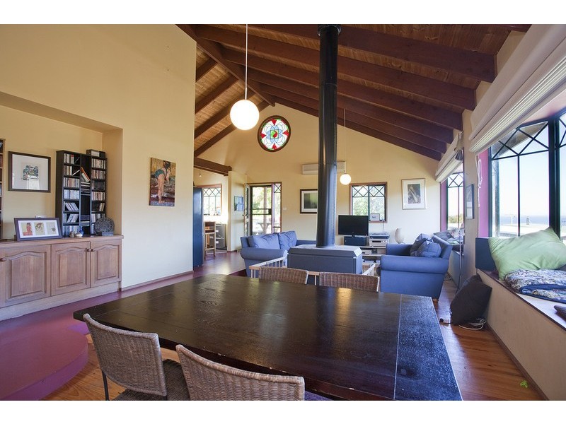 10 Riverside Drive, Wye River VIC 3221