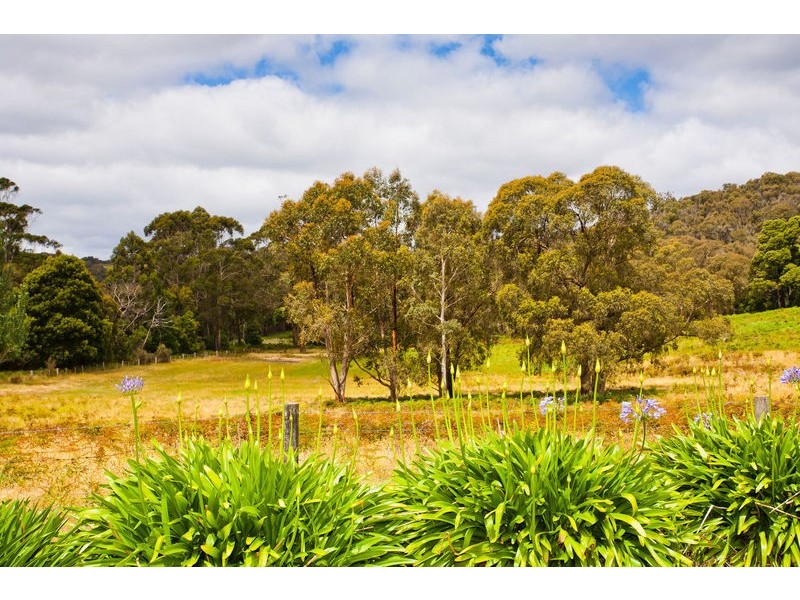 2 Yaugher Road, Forrest VIC 3236