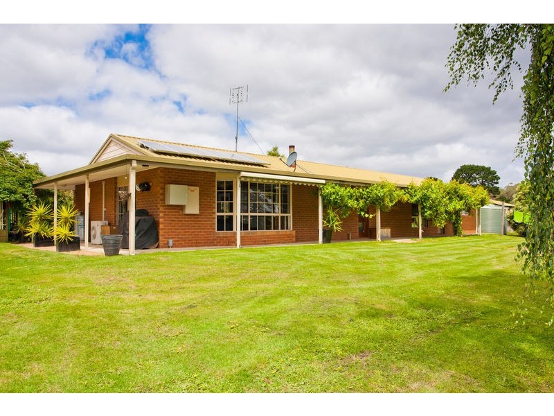 2 Yaugher Road, Forrest VIC 3236