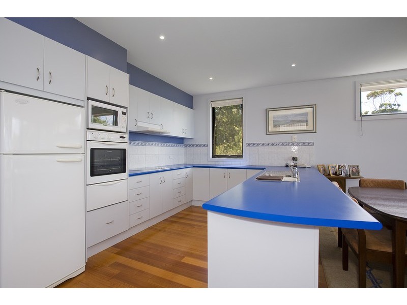 3A Alpha Terrace, Lorne VIC 3232