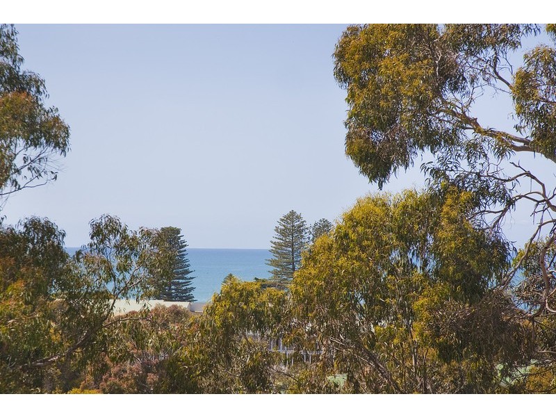 7 Grand Parade, Lorne VIC 3232