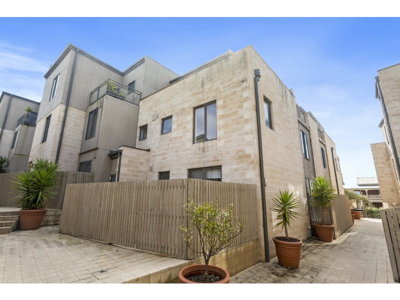 28/2-10 Ocean Road South, Lorne VIC 3232