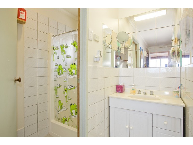 25A Toorak Terrace, Lorne VIC 3232