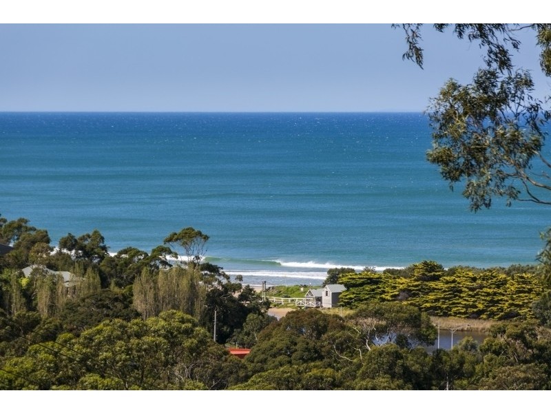 2 Hopetoun Terrace, Lorne VIC 3232