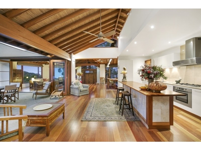 2 Hopetoun Terrace, Lorne VIC 3232