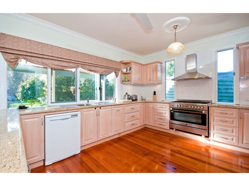 42 Barry Street, Birregurra VIC 3242