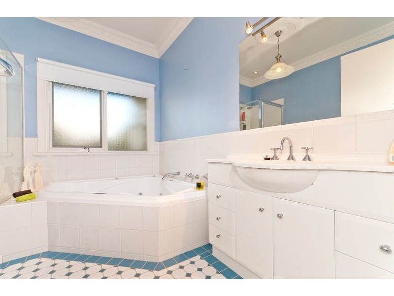 42 Barry Street, Birregurra VIC 3242