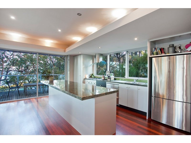 2/17 Minapre Street, Lorne VIC 3232