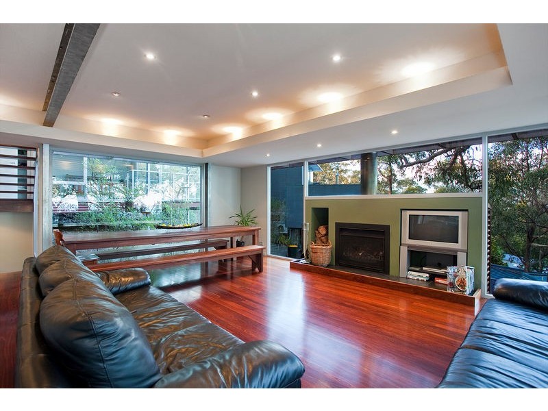 2/17 Minapre Street, Lorne VIC 3232