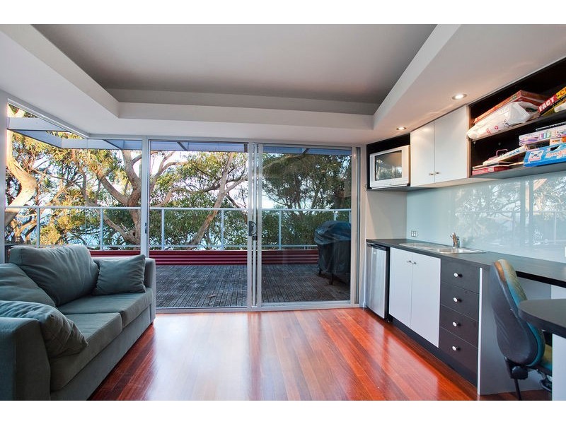 2/17 Minapre Street, Lorne VIC 3232