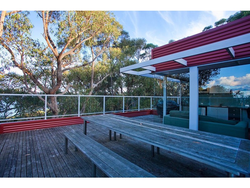 2/17 Minapre Street, Lorne VIC 3232