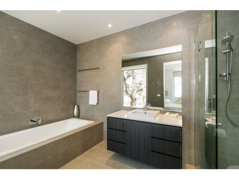 24A Toorak Terrace, Lorne VIC 3232