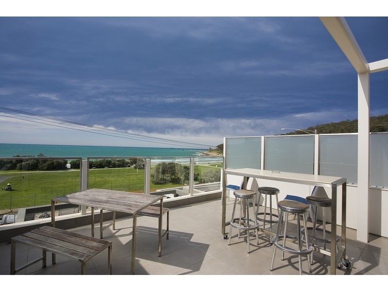 2/118 Mountjoy Parade, Lorne VIC 3232