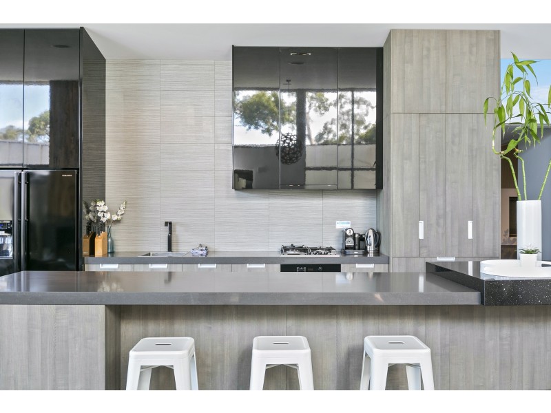 24B Toorak Terrace, Lorne VIC 3232