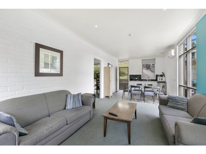 1, 2, 3 & 4/178 Mountjoy Parade, Lorne VIC 3232