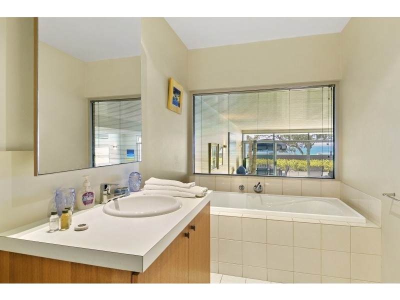 20/256 – 260 Mountjoy Parade, Lorne VIC 3232