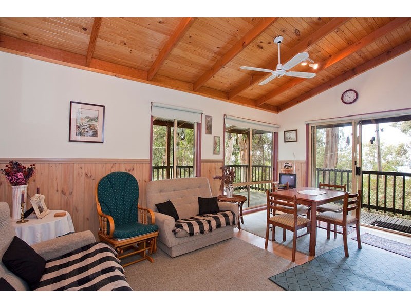 1 Ferny Grove, Kennett River VIC 3221