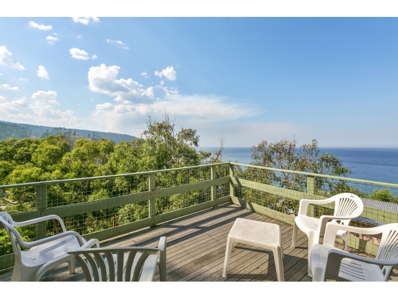 32 McRae Road, Wye River VIC 3221