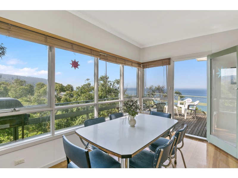 32 McRae Road, Wye River VIC 3221