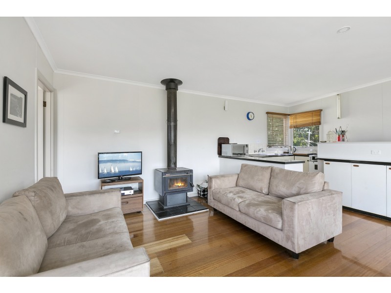 32 McRae Road, Wye River VIC 3221