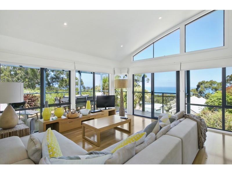 22 Normanby Terrace, Lorne VIC 3232