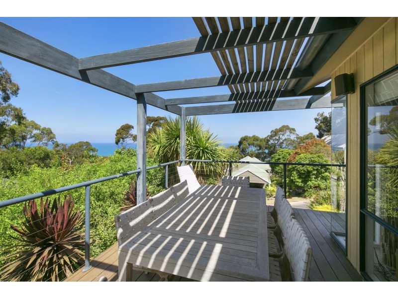 22 Normanby Terrace, Lorne VIC 3232