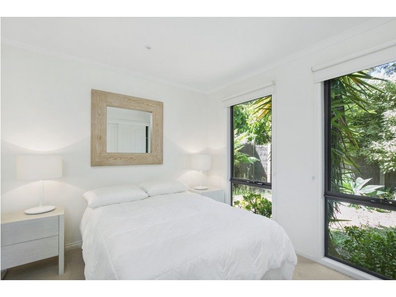22 Normanby Terrace, Lorne VIC 3232
