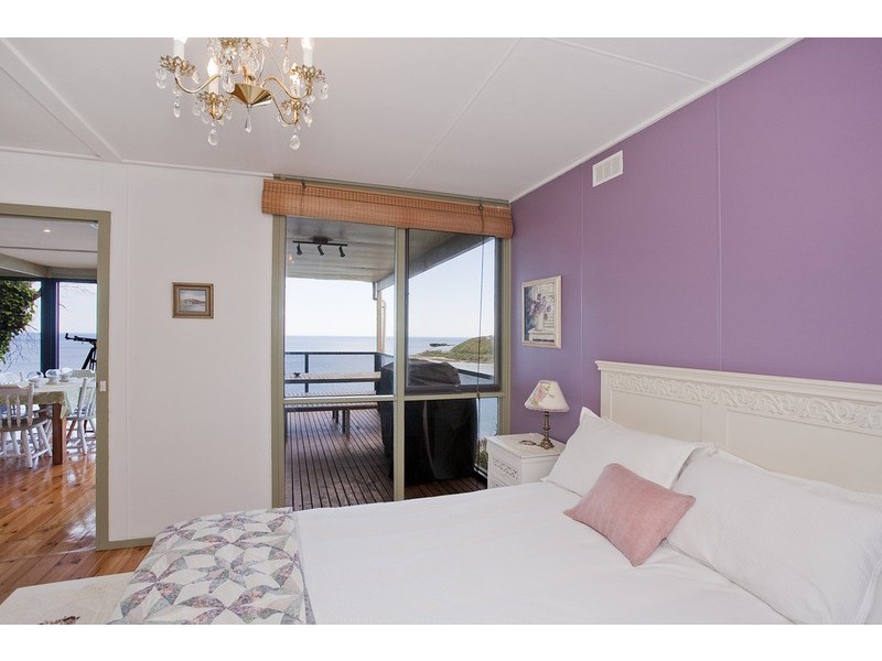 25 Iluka Avenue, Wye River VIC 3221