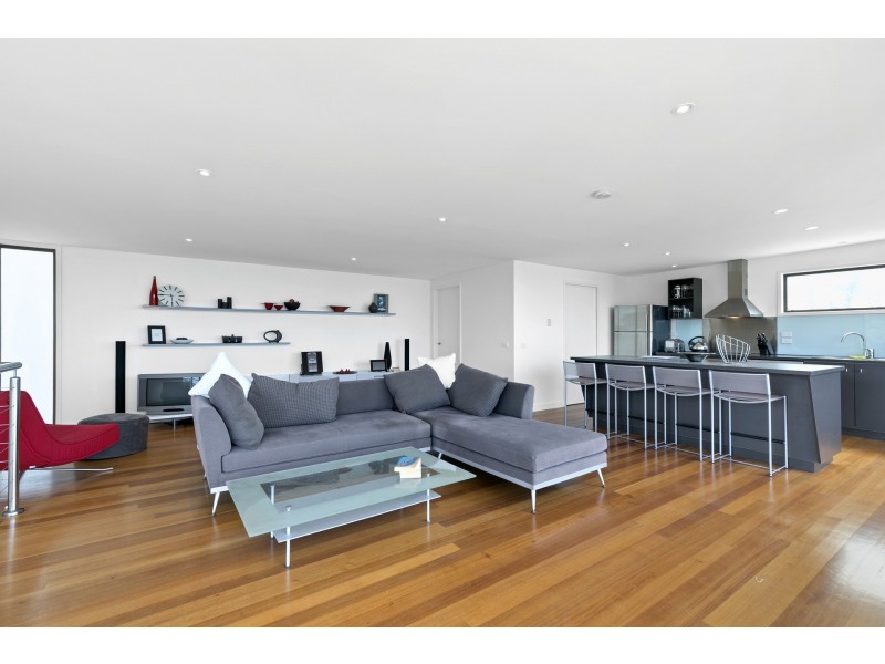 2/43 Dorman Street, Lorne VIC 3232