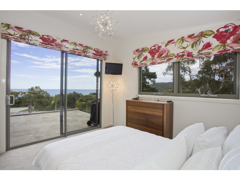 7 Waverley Avenue, Lorne VIC 3232