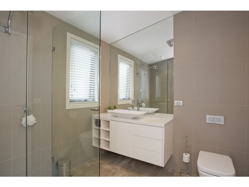 7 Waverley Avenue, Lorne VIC 3232