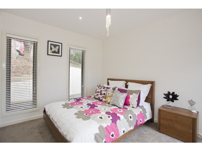 7 Waverley Avenue, Lorne VIC 3232