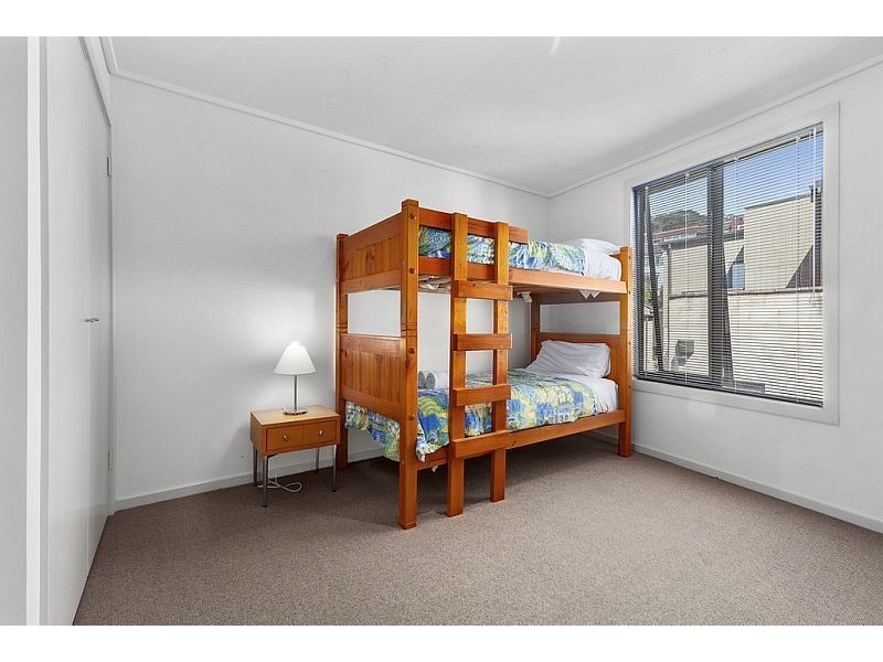 21/2-10 Ocean Road South, Lorne VIC 3232