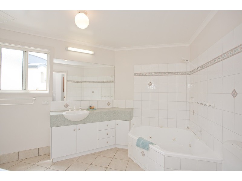 5/12 Grove Road, Lorne VIC 3232