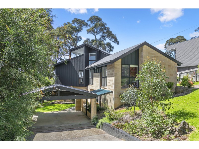 23 Toorak Terrace, Lorne VIC 3232