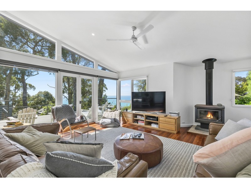 23 Toorak Terrace, Lorne VIC 3232