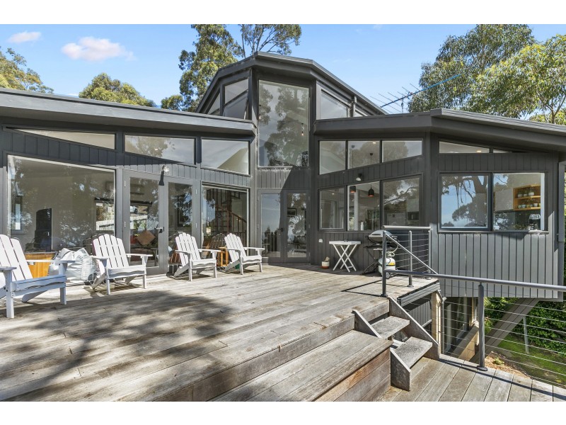 23 Toorak Terrace, Lorne VIC 3232