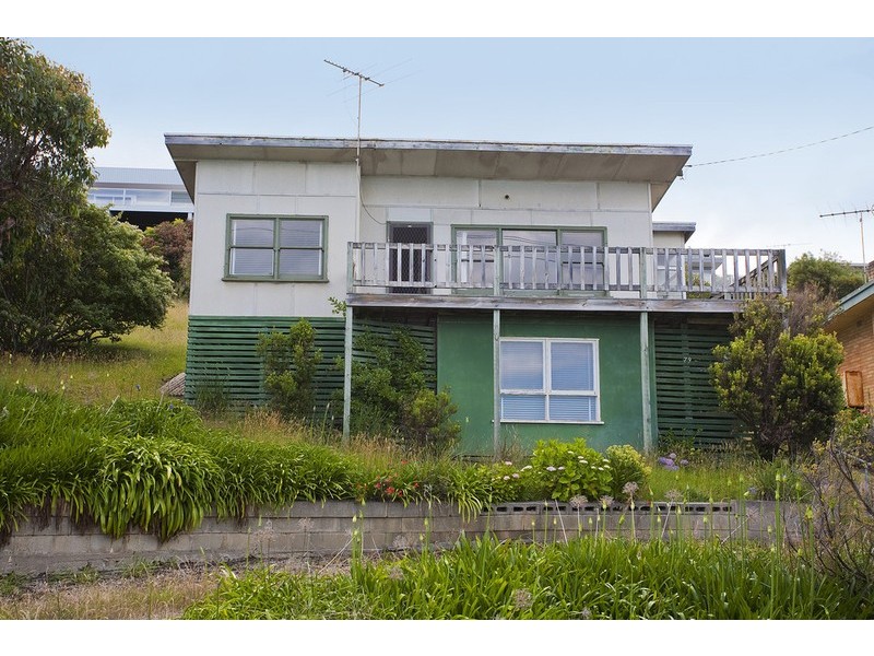 79 Hall Street, Lorne VIC 3232