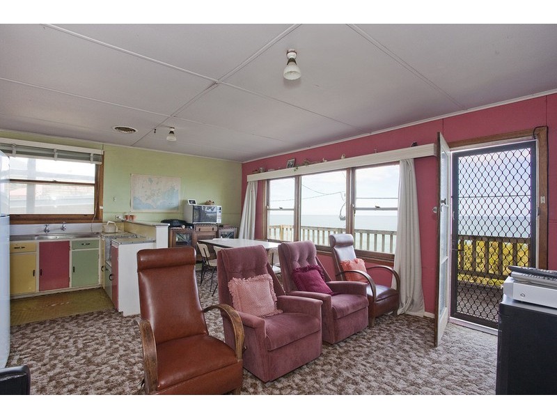 79 Hall Street, Lorne VIC 3232