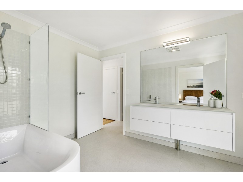 60 Smith Street, Lorne VIC 3232