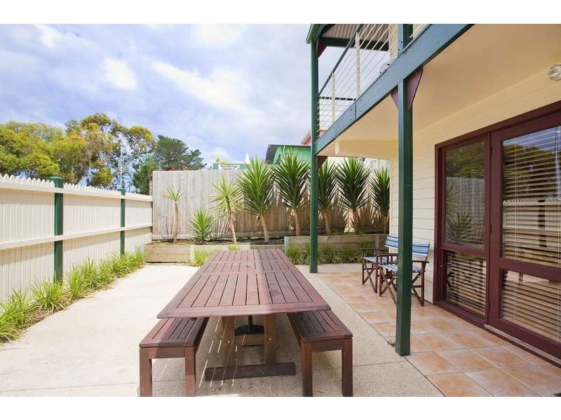 1/22-28 Mountjoy Parade, Lorne VIC 3232