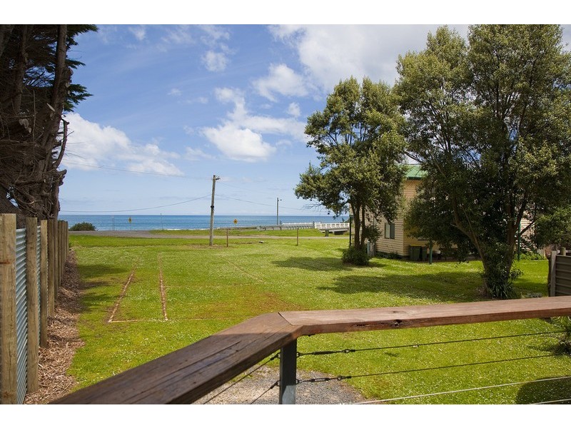 7 Sarsfield Street, Separation Creek VIC 3221