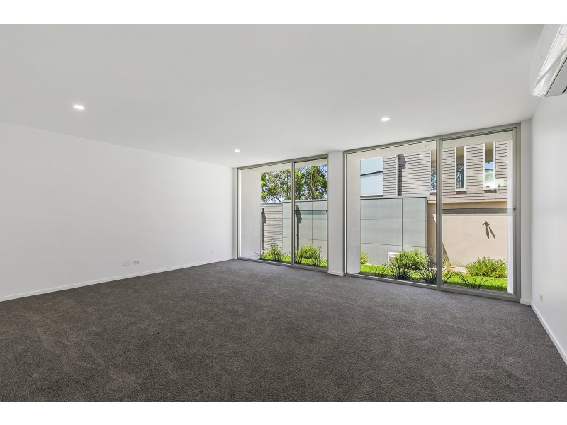 1/8 Hopetoun Terrace, Lorne VIC 3232