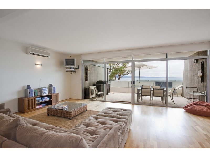 17/256-260 Mountjoy Parade, Lorne VIC 3232