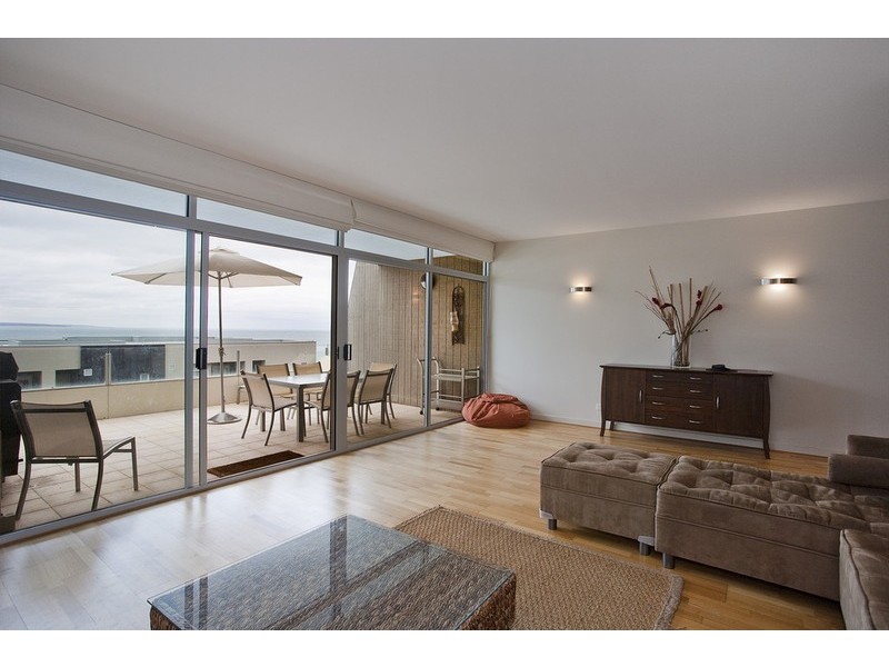 17/256-260 Mountjoy Parade, Lorne VIC 3232